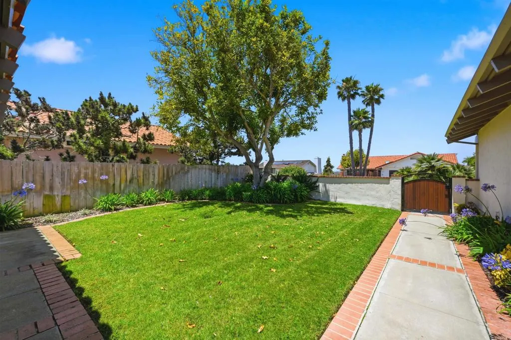 https://cdn.realtyfeed.com/cdn/127/306735964/92973e3d7cd03fb1b2c3268f11c8c3f7.webp