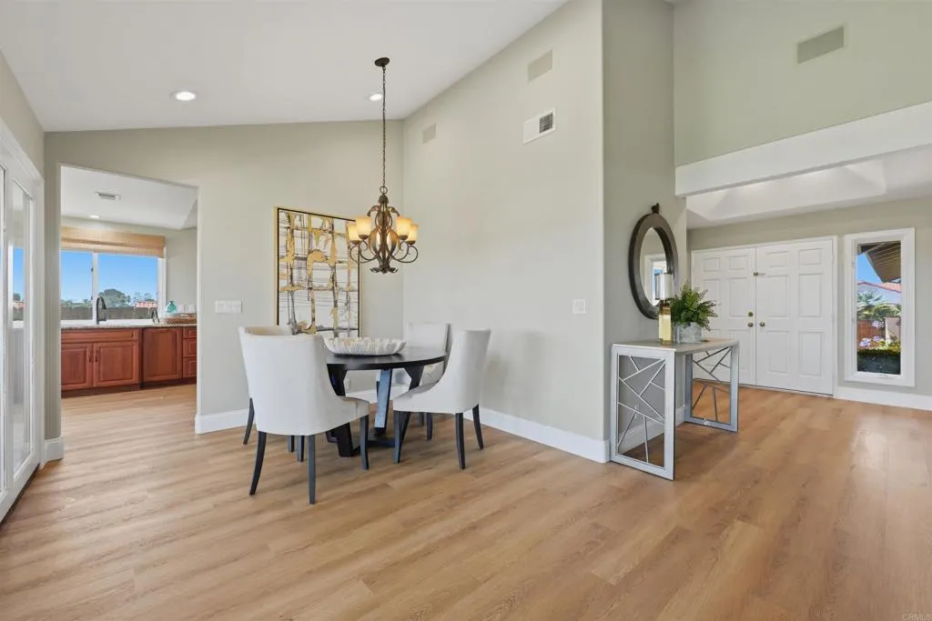 https://cdn.realtyfeed.com/cdn/127/306735964/e641a7e316f3ac101d48deb5bec80e59.webp