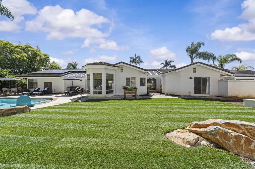 https://cdn.realtyfeed.com/cdn/127/306735977/1f40a2a6f7474e3a85488a4b9cb9c940.webp