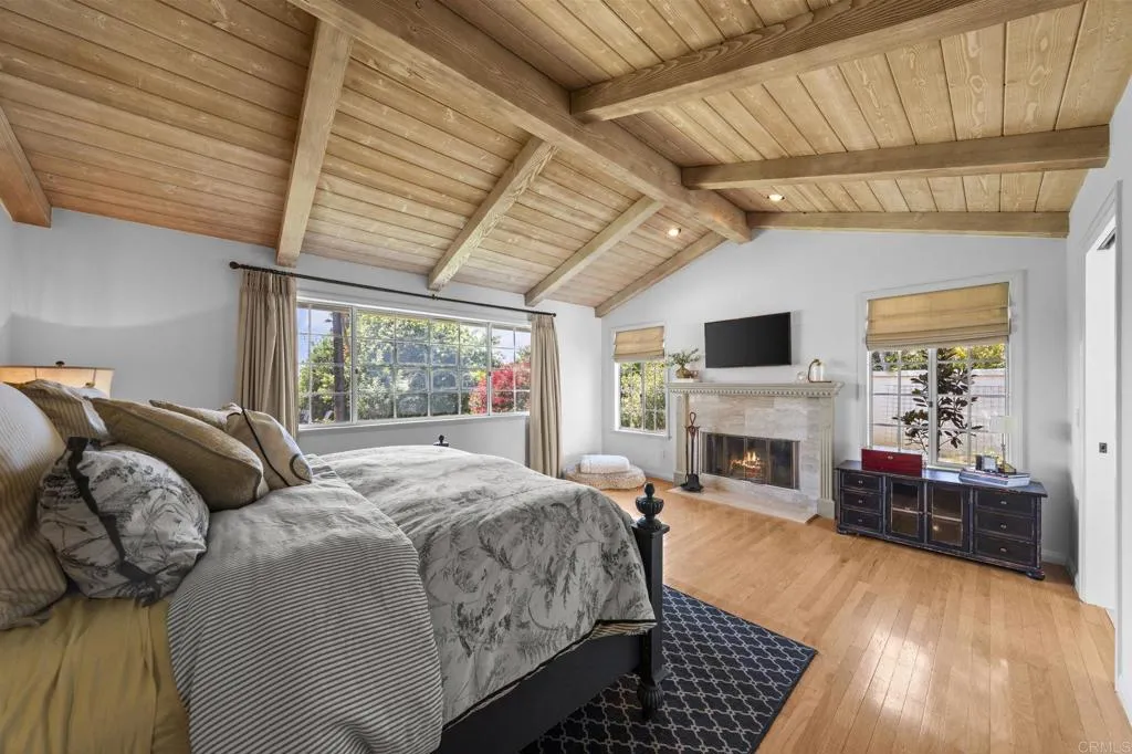 https://cdn.realtyfeed.com/cdn/127/306735977/929adb3ae36cd8538d7e9b50d3a46653.webp