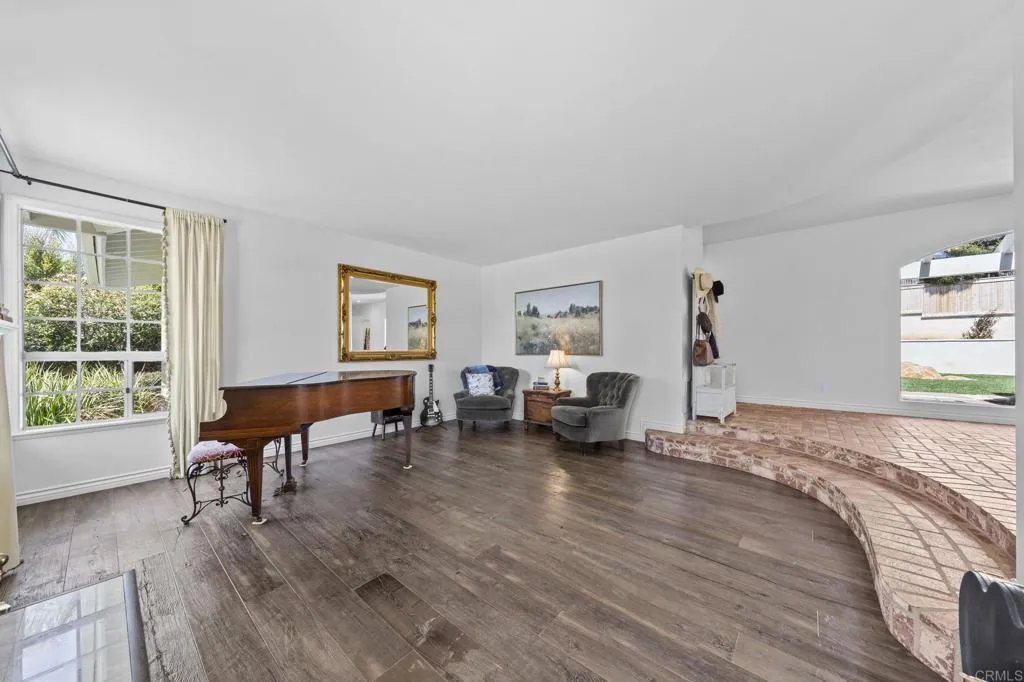 https://cdn.realtyfeed.com/cdn/127/306735977/f84ab1dbe5366b7c4888696b3cd002fd.webp