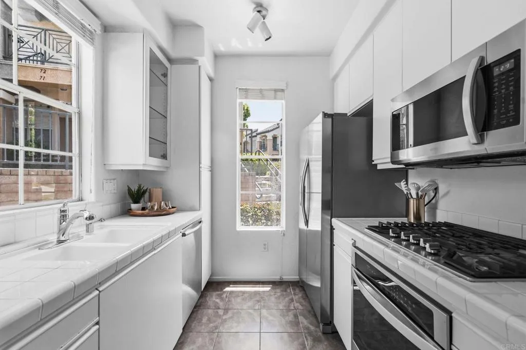 https://cdn.realtyfeed.com/cdn/127/306736052/00b64c8de0412383dac3128208ce4cd6.webp