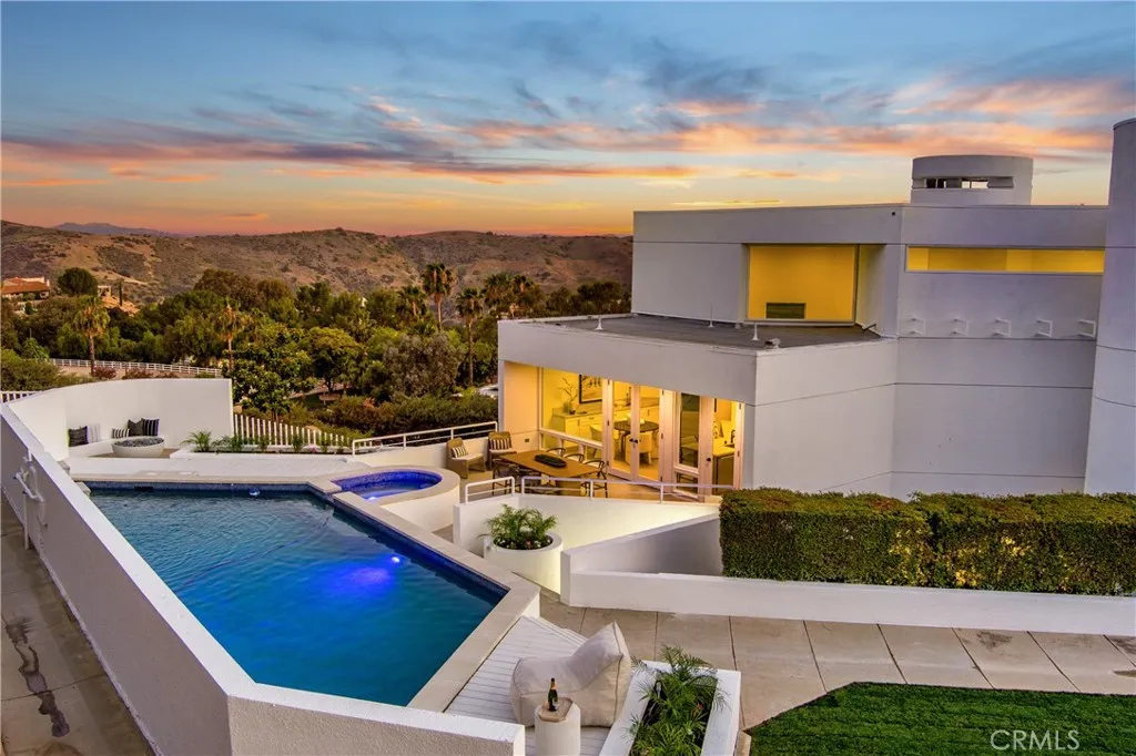 Bell Canyon, CA 91307