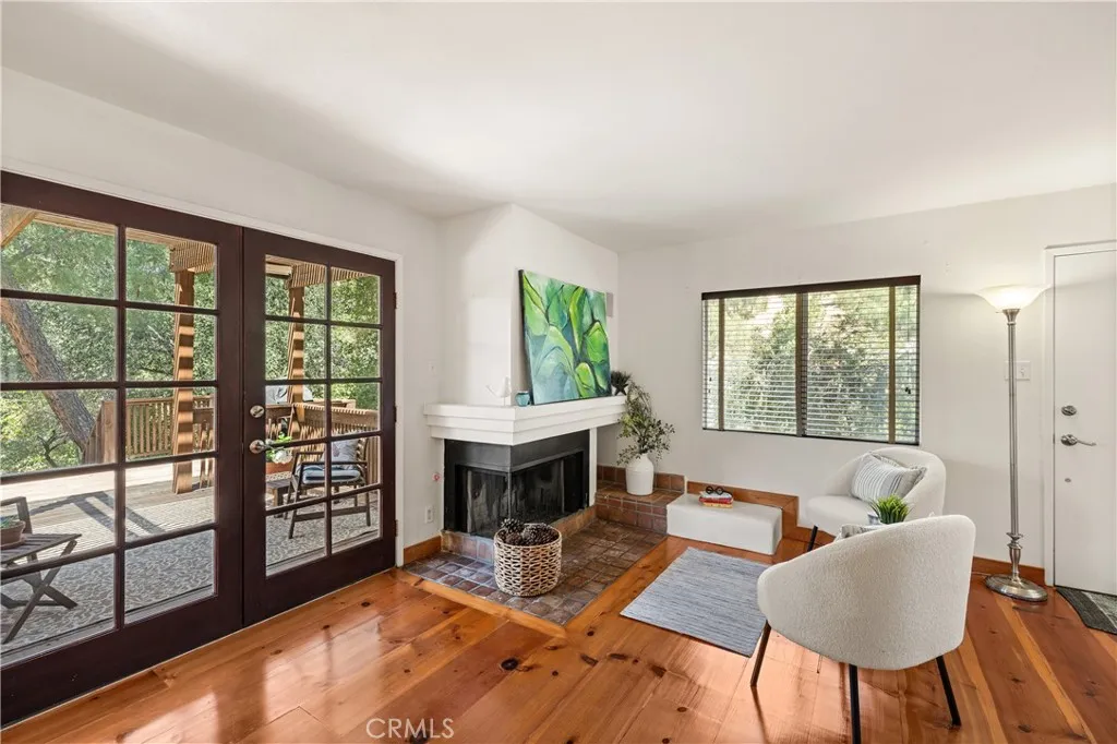 20914 Pilar Road, Woodland Hills, CA 91364 - Photo 3 of 22, Woodland Hills, CA