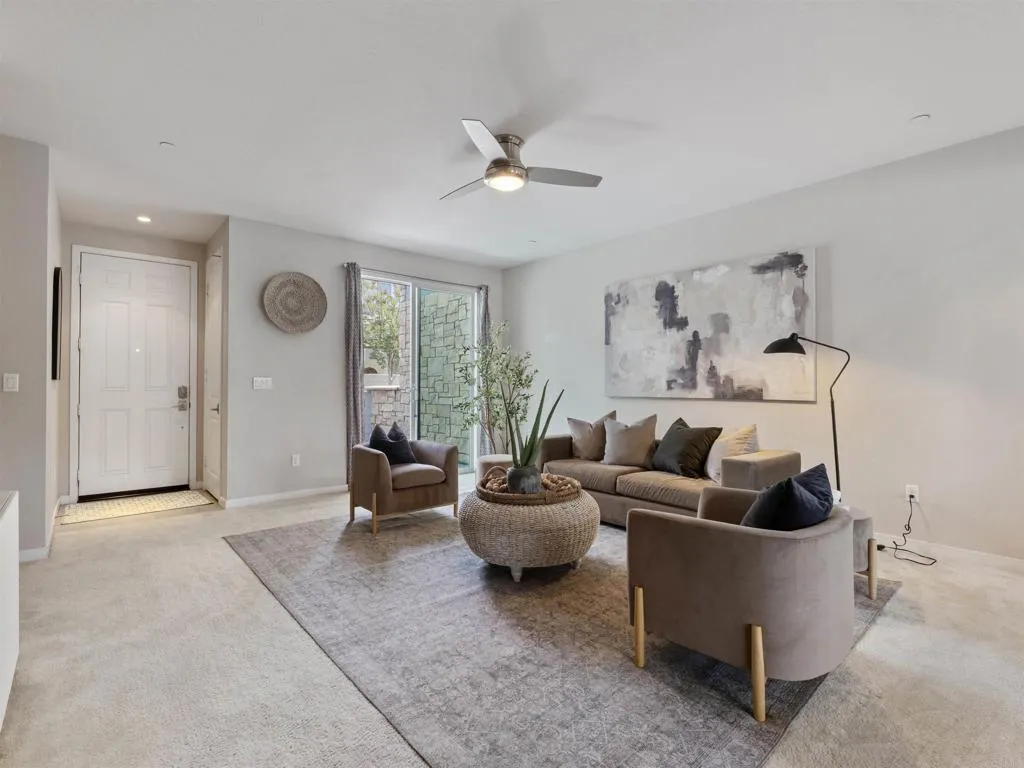 https://cdn.realtyfeed.com/cdn/127/306736092/0fab391ab9298717d262175ef3e6694c.webp