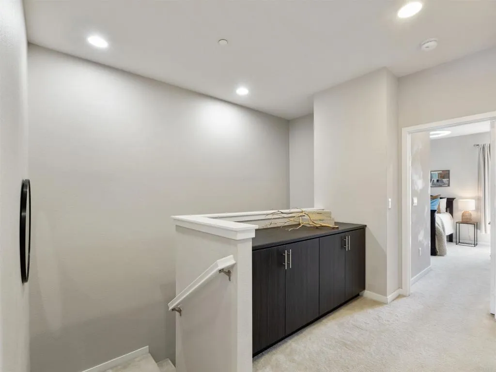 https://cdn.realtyfeed.com/cdn/127/306736092/1beed13342f2e962b7689ffb263762ef.webp