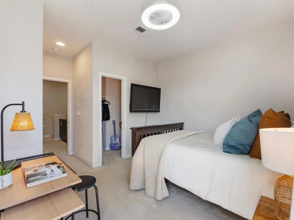 https://cdn.realtyfeed.com/cdn/127/306736092/6691998bc29763c7c464c9b8e547bfbb.webp