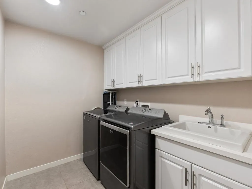 https://cdn.realtyfeed.com/cdn/127/306736092/a4d36246c61637f9c9bd5c42d796e3c0.webp