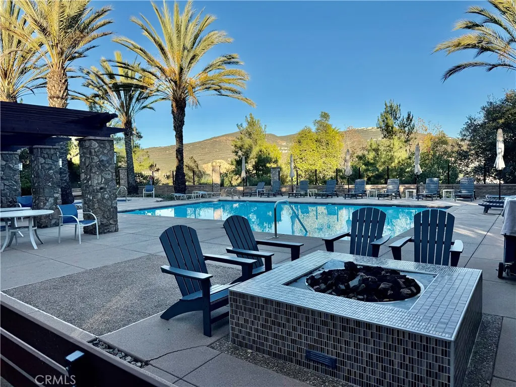 Photo #2: TR26122418 Listing: Photo #2