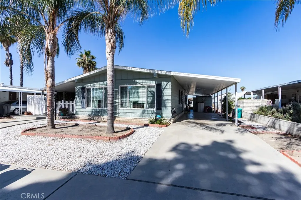 Hemet, CA 92543