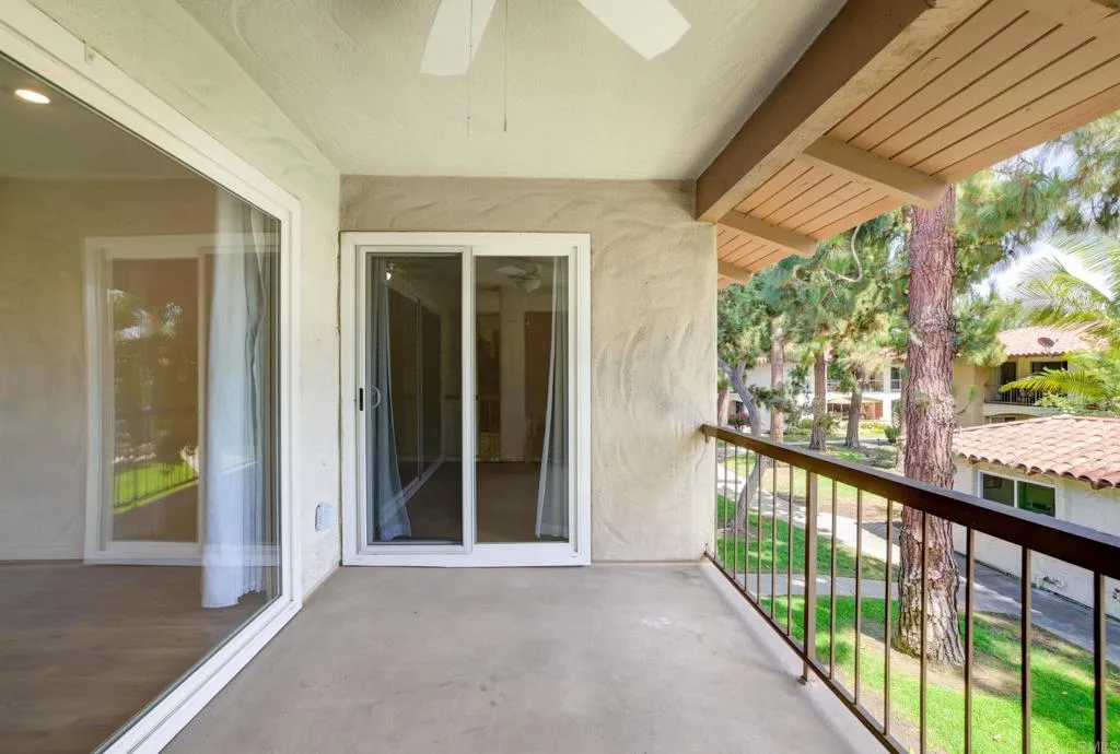 https://cdn.realtyfeed.com/cdn/127/306736160/9a04cbc2707f4be75524d162902576f1.webp
