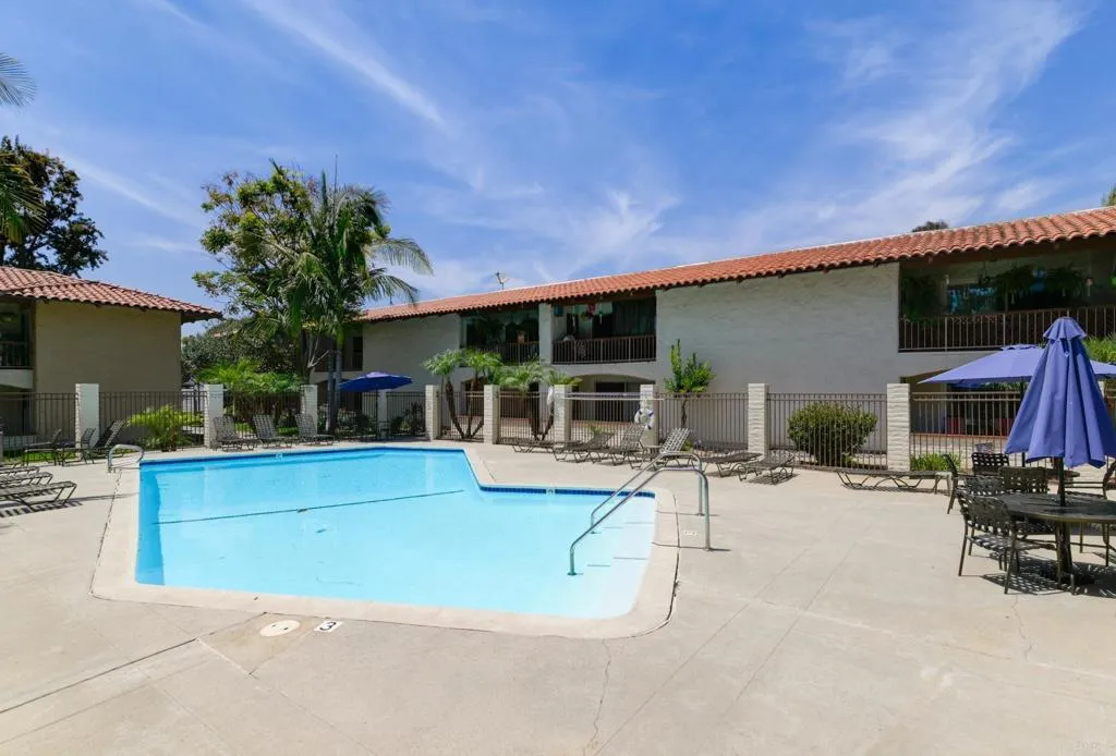 https://cdn.realtyfeed.com/cdn/127/306736160/b57a66a2472f20add1c3d177a1585dfd.webp