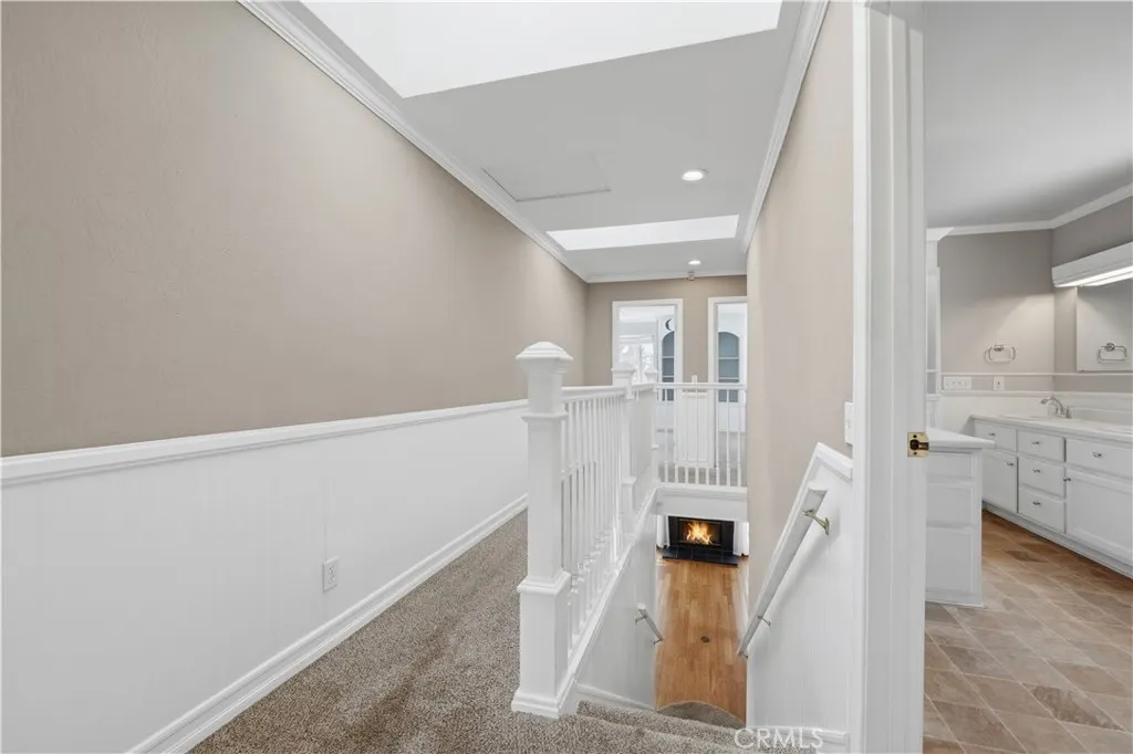 https://cdn.realtyfeed.com/cdn/127/306736178/100d64a65da340783e1357e46f307eae.webp