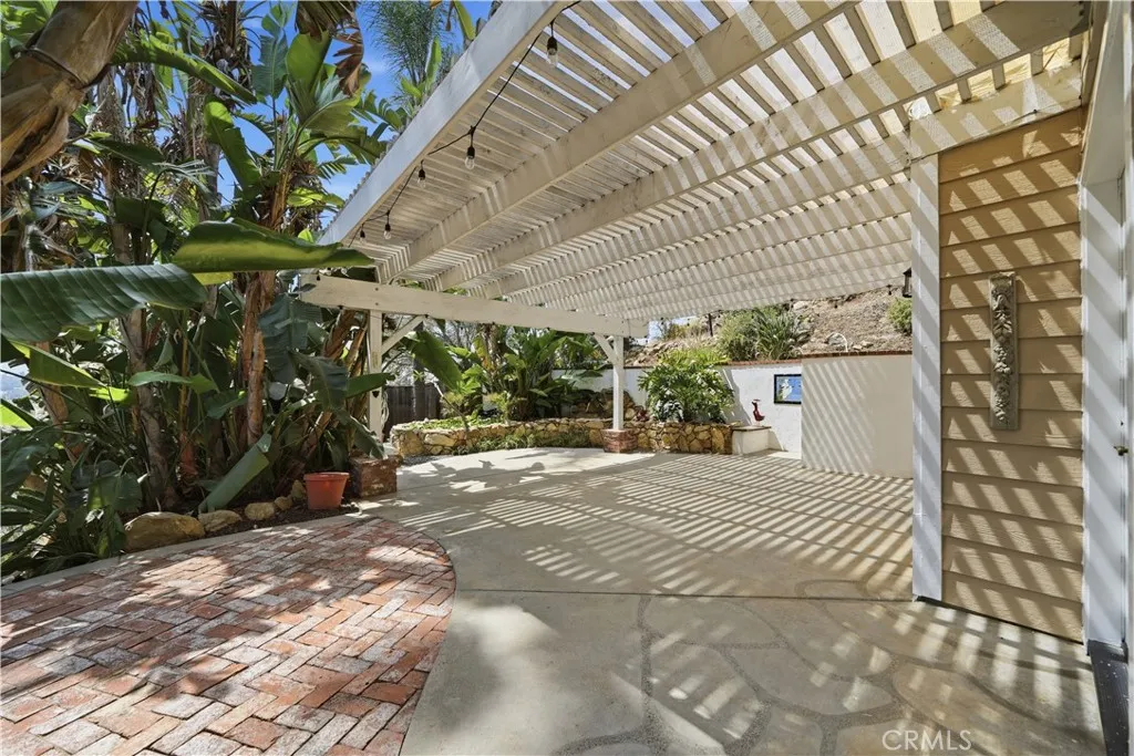 https://cdn.realtyfeed.com/cdn/127/306736178/5f60367b17fed495b53fe53dcd811b21.webp