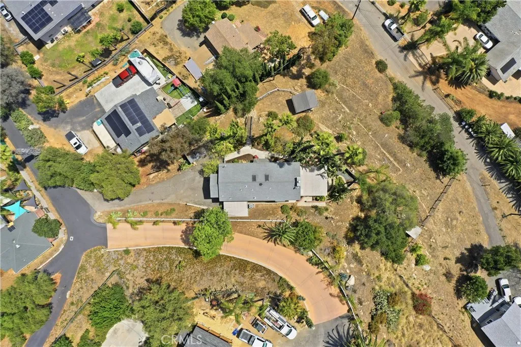 https://cdn.realtyfeed.com/cdn/127/306736178/92c8b343632f1ba966016f24f711b679.webp