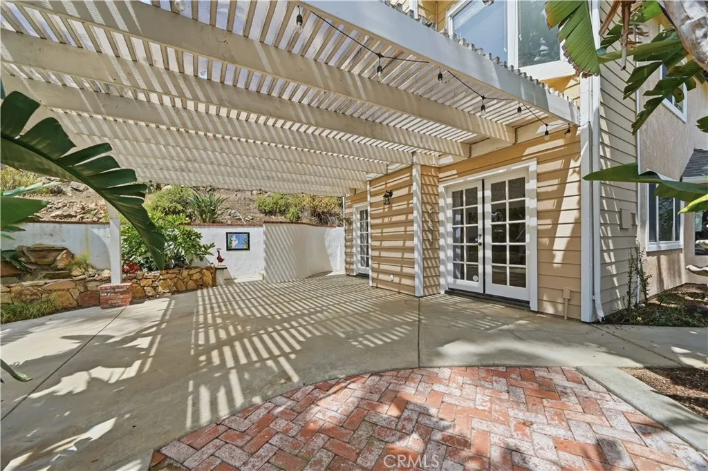 https://cdn.realtyfeed.com/cdn/127/306736178/b8ba79cfcc33a8fbe4616d6712a30f76.webp