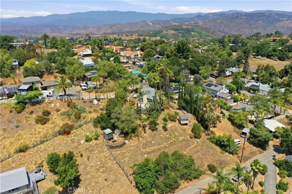 https://cdn.realtyfeed.com/cdn/127/306736178/cd59ab4992d5faecc287a8e43500a72f.webp