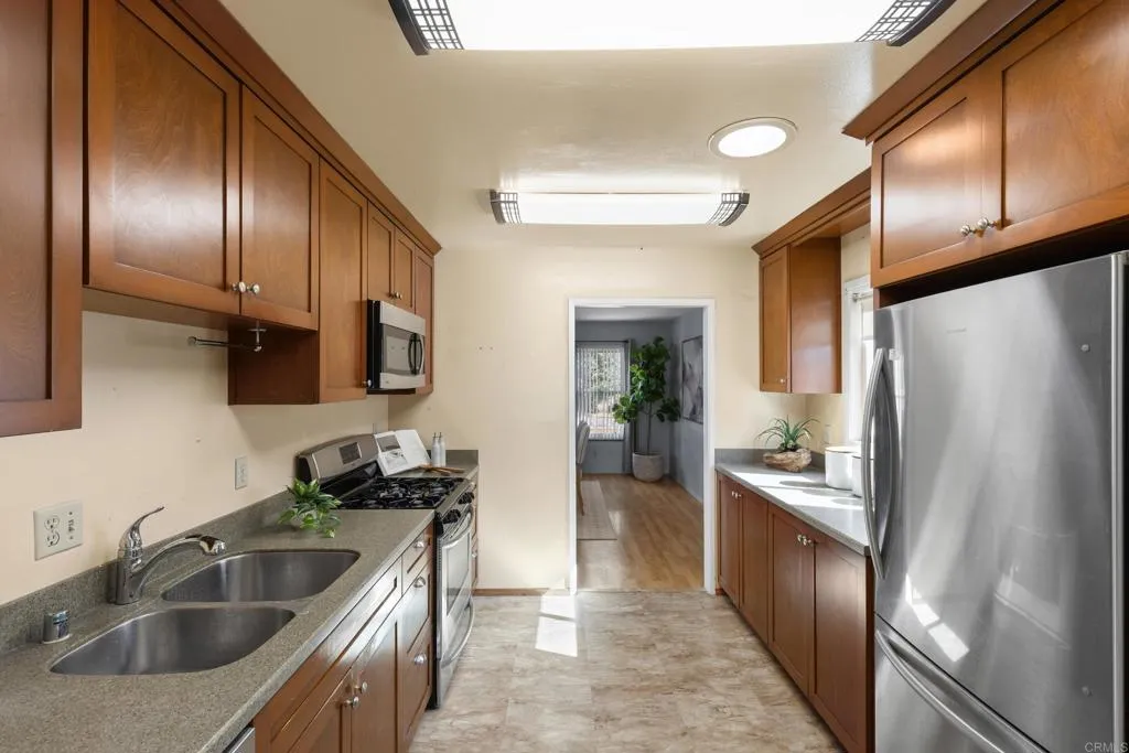 https://cdn.realtyfeed.com/cdn/127/306736214/20c523b23160b5a3377ff0e0ed09614b.webp