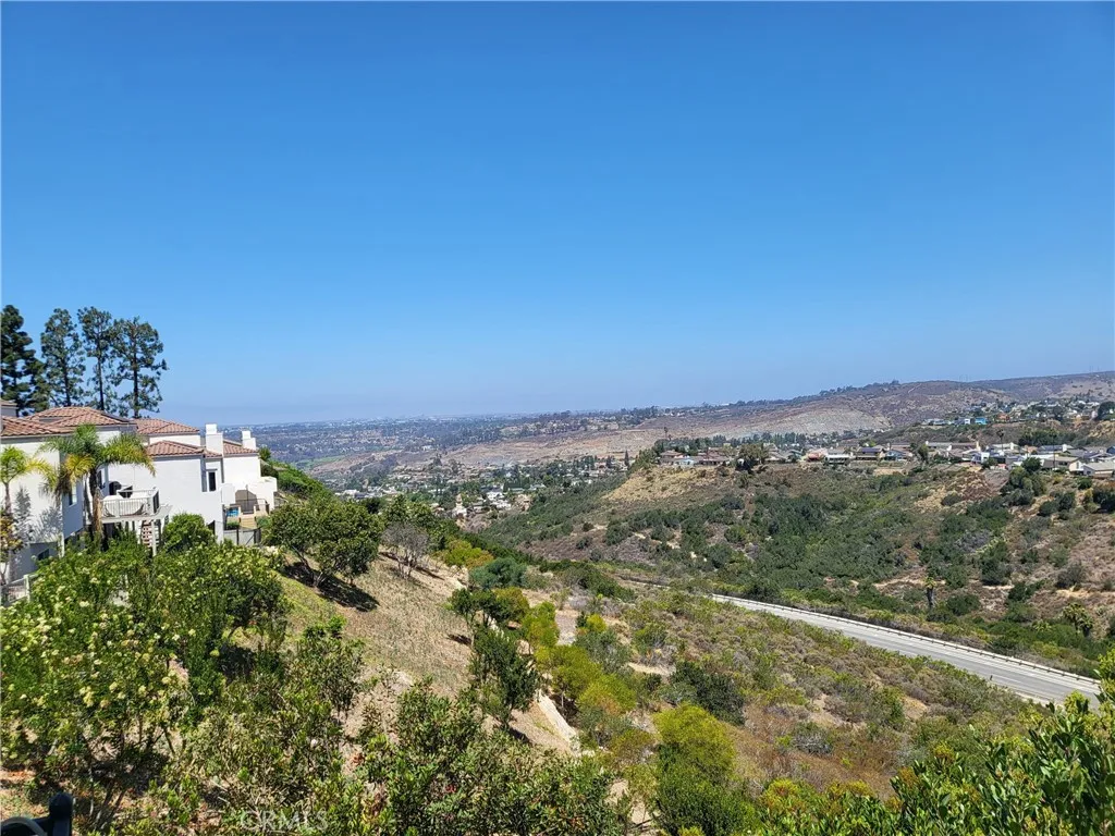https://cdn.realtyfeed.com/cdn/127/306736217/b19b17dac70d45ea300609483feeeb80.webp
