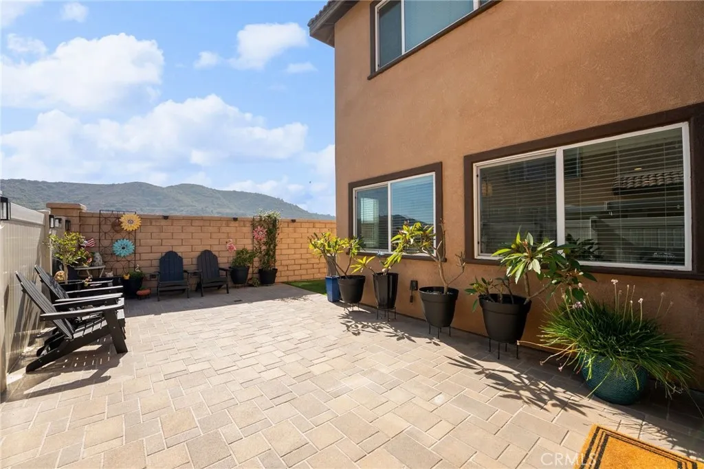 https://cdn.realtyfeed.com/cdn/127/306736242/2f6de0f0e31f2397234eeb90693e498d.webp