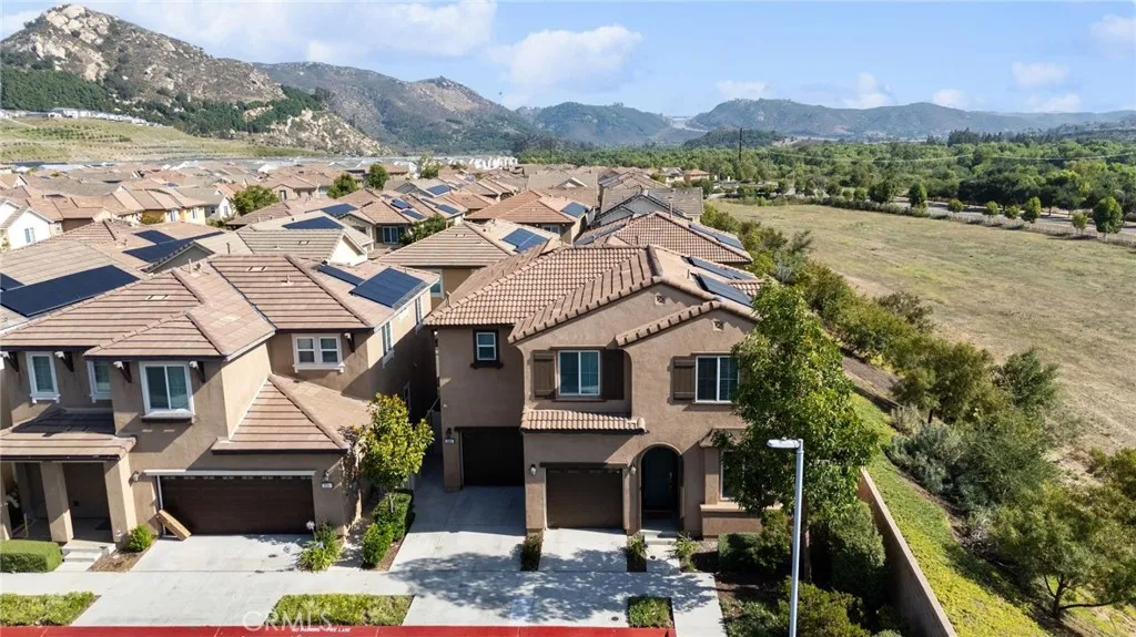 https://cdn.realtyfeed.com/cdn/127/306736242/5942ca4afd2c384b066798e58e4109d7.webp