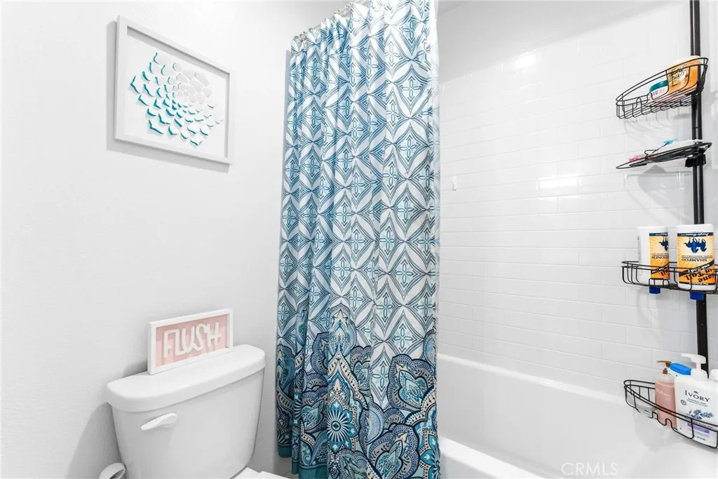 https://cdn.realtyfeed.com/cdn/127/306736242/6b55159769cf580f57b203fd1cbaab95.webp