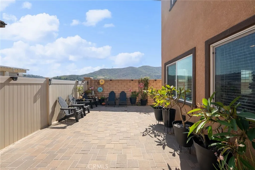 https://cdn.realtyfeed.com/cdn/127/306736242/6dd1bce8fd13ebd739e06b2a6c8f7eb9.webp