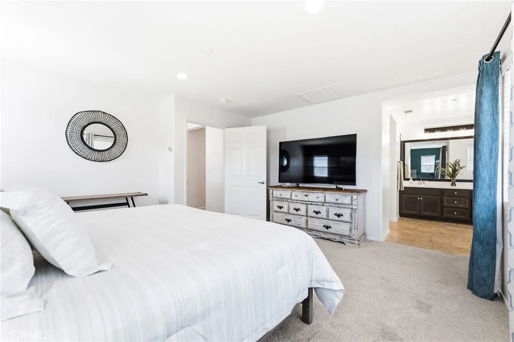https://cdn.realtyfeed.com/cdn/127/306736242/9e5679c37ade5522b1376d07dae0c9e6.webp