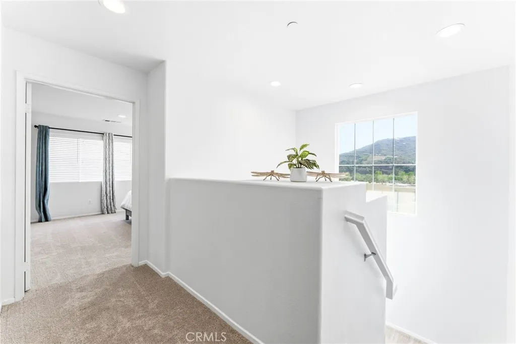 https://cdn.realtyfeed.com/cdn/127/306736242/fbc6e6b448a19d26fa5075bd81ab51be.webp