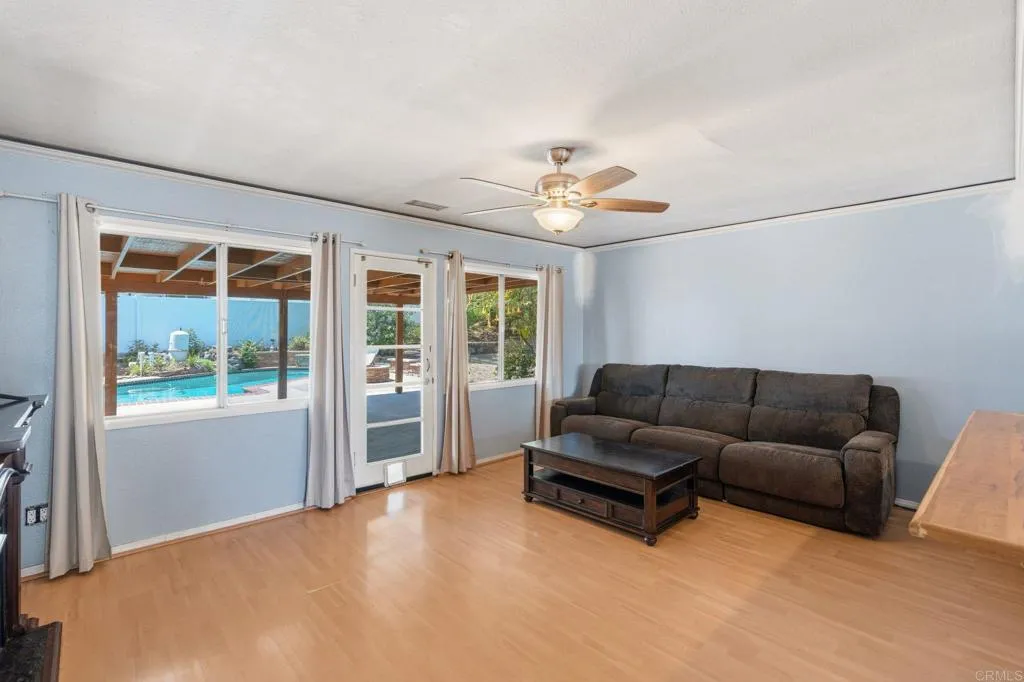 https://cdn.realtyfeed.com/cdn/127/306736246/1e6c4917790a722d7018a6abd19bdab3.webp