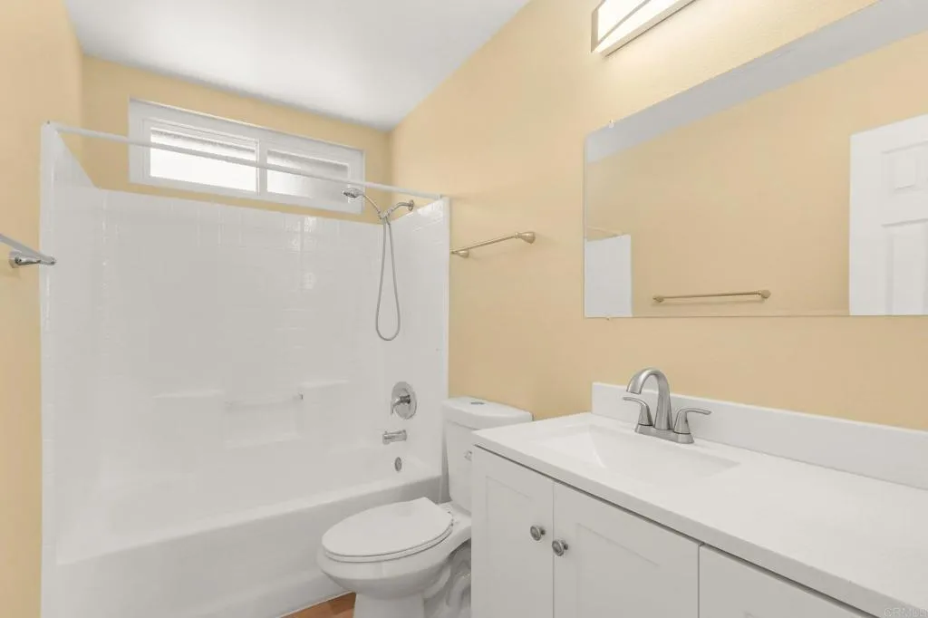 https://cdn.realtyfeed.com/cdn/127/306736248/64c50a6b2ecf62ed58e40a4e03c04fb5.webp