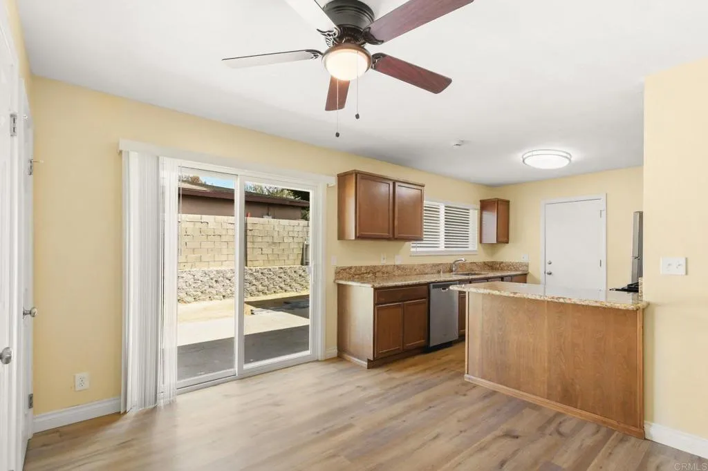 https://cdn.realtyfeed.com/cdn/127/306736248/8ad0bf53bce7e4ca09454edab9da18b1.webp