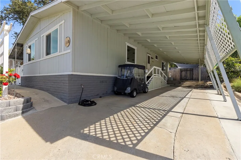 https://cdn.realtyfeed.com/cdn/127/306736253/8adf06f873d970a1eda09fceff74a34d.webp