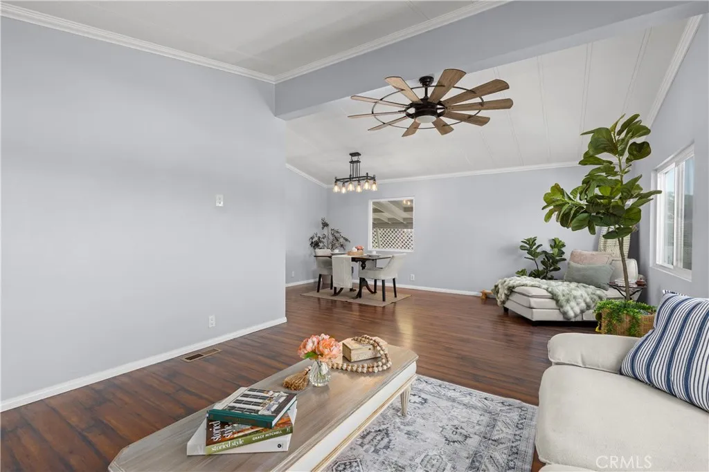 https://cdn.realtyfeed.com/cdn/127/306736253/f7185b00864df7564a4ff5079ba9cee4.webp