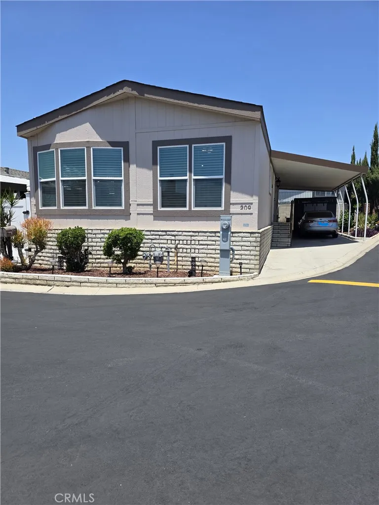 Brea, CA 92821