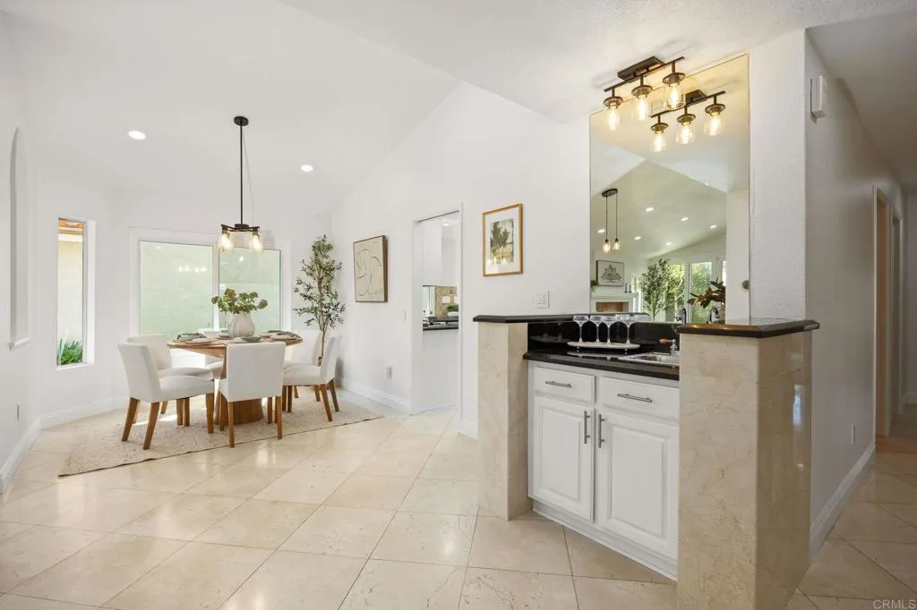 https://cdn.realtyfeed.com/cdn/127/306736269/032e68dbedaa75b1bdd0ca957f40e79f.webp