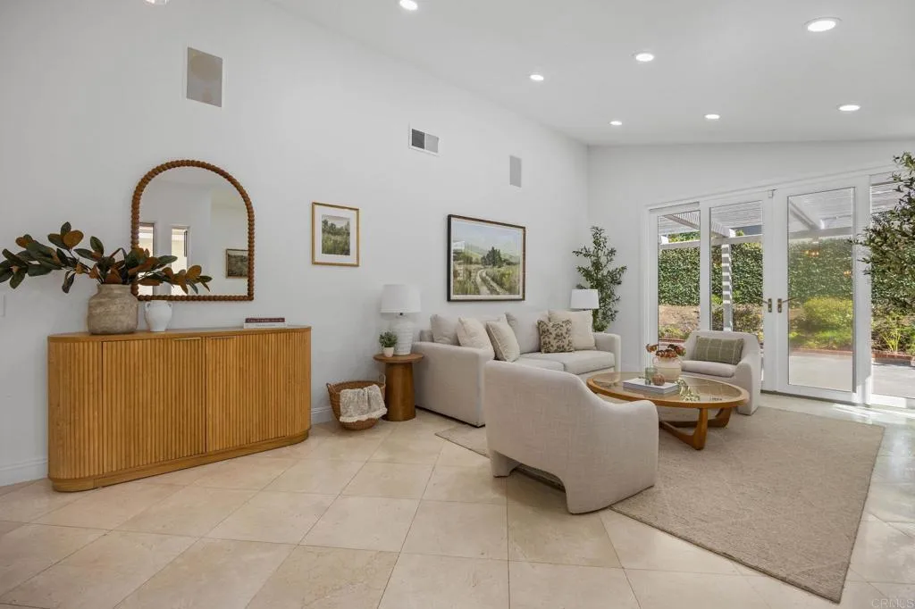 https://cdn.realtyfeed.com/cdn/127/306736269/05391a818d35092540bb880e27c31049.webp