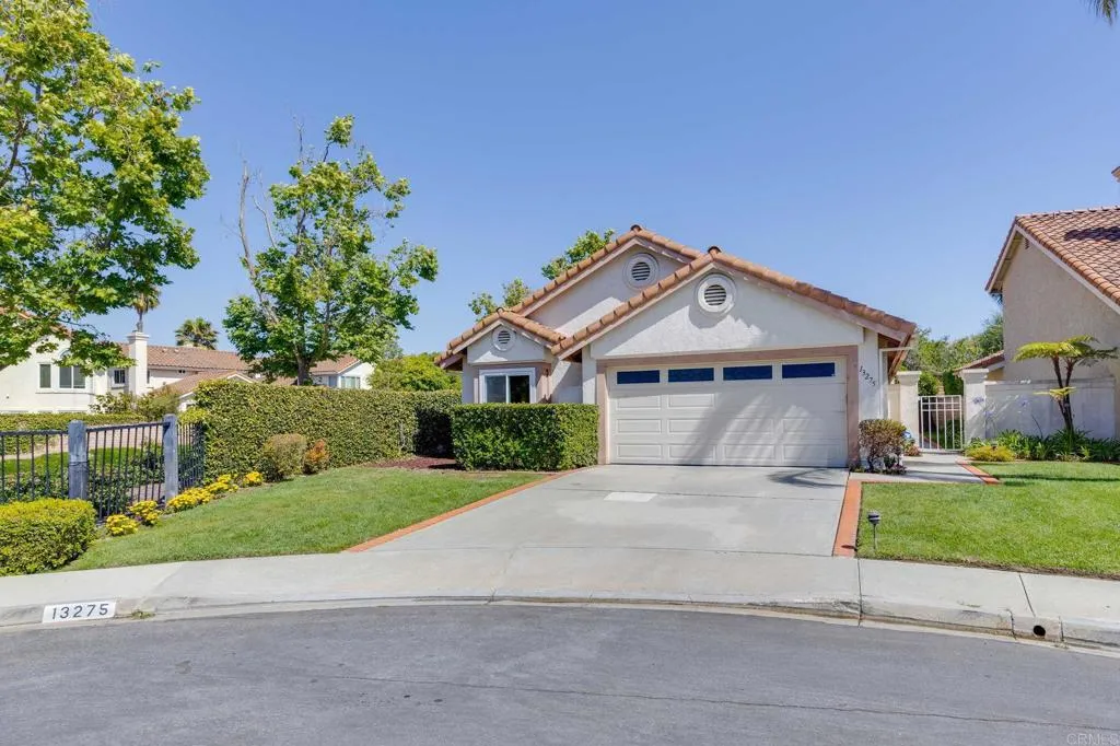 https://cdn.realtyfeed.com/cdn/127/306736269/e3f2e63b9e46f2b3f0aed9eddfde390a.webp