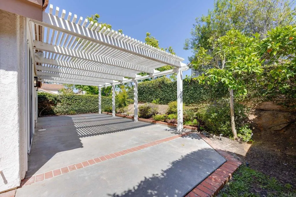https://cdn.realtyfeed.com/cdn/127/306736269/eacb36da375357c6614d848227c6de11.webp