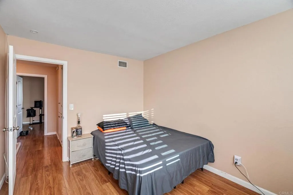 https://cdn.realtyfeed.com/cdn/127/306736315/0dbfbe6848b3eae6218f341c49de9711.webp