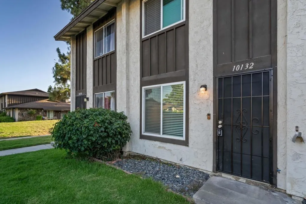 https://cdn.realtyfeed.com/cdn/127/306736315/781400ea1c7a2b6e688c3ef209ae002a.webp