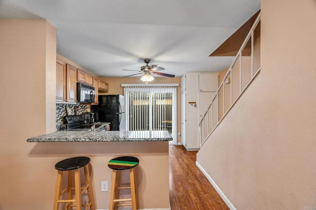 https://cdn.realtyfeed.com/cdn/127/306736315/8651df99ca2aeaf4120f427e82b8c3c0.webp