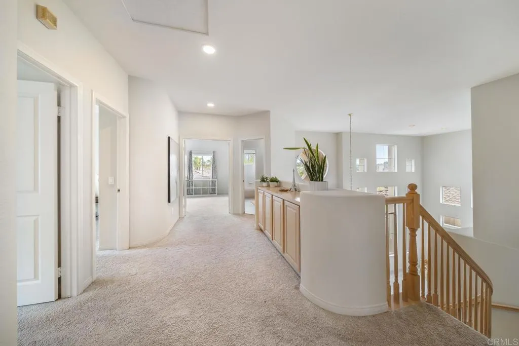 https://cdn.realtyfeed.com/cdn/127/306736334/90e83e9aa1ab7ffbf9e79d608346d882.webp