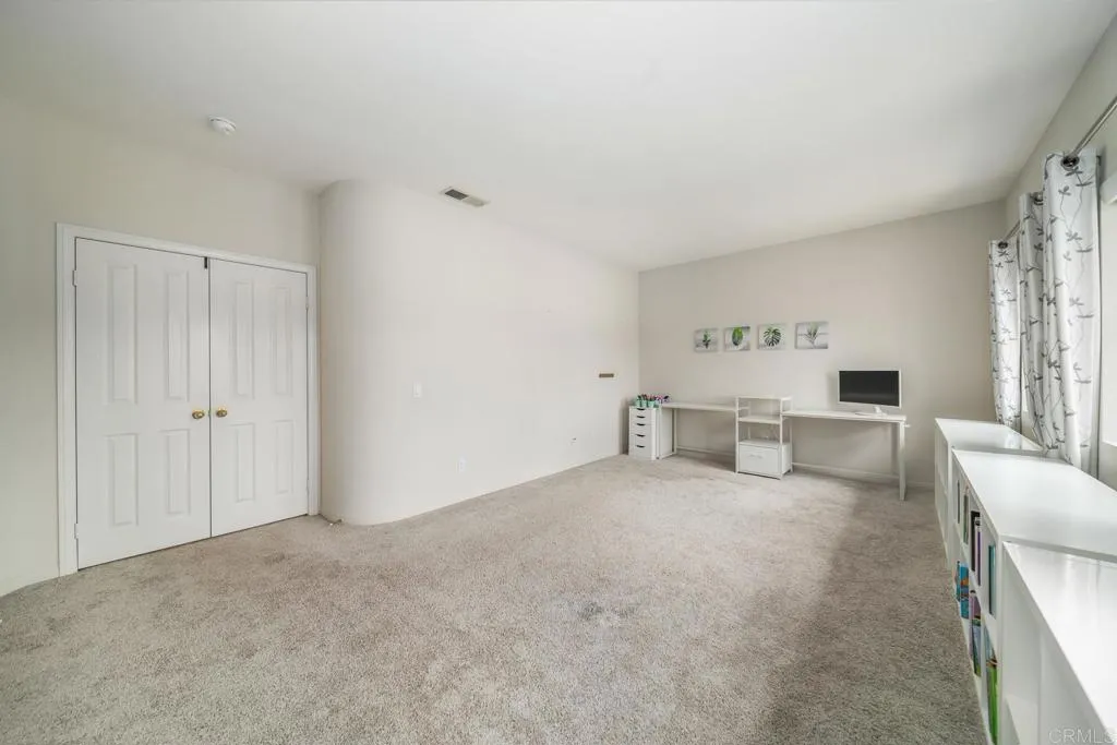 https://cdn.realtyfeed.com/cdn/127/306736334/cee2af28dcacd930bcc22a892643aa3a.webp