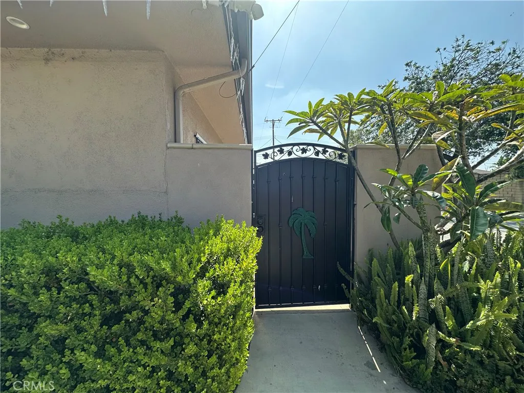 Covina, CA 91724