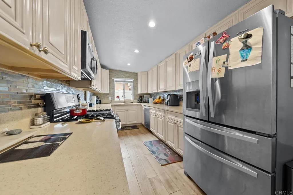 https://cdn.realtyfeed.com/cdn/127/306736473/05b5efb9dba16c78f6b6c1e8e14650f4.webp