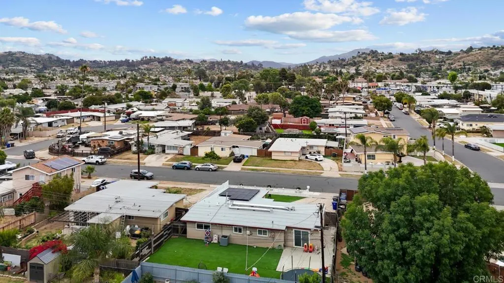 https://cdn.realtyfeed.com/cdn/127/306736473/bb00a7492bd812974b306ed3d7f95d31.webp