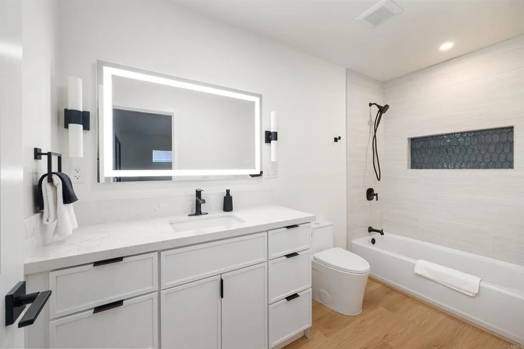 https://cdn.realtyfeed.com/cdn/127/306736498/48fb450c075f0a831e636cced26b650c.webp