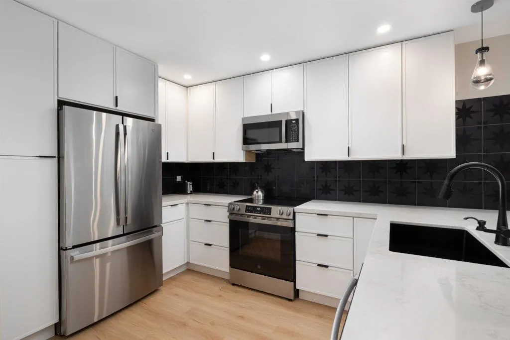 https://cdn.realtyfeed.com/cdn/127/306736498/d4b6f3586960c98541e39eef04c292bd.webp