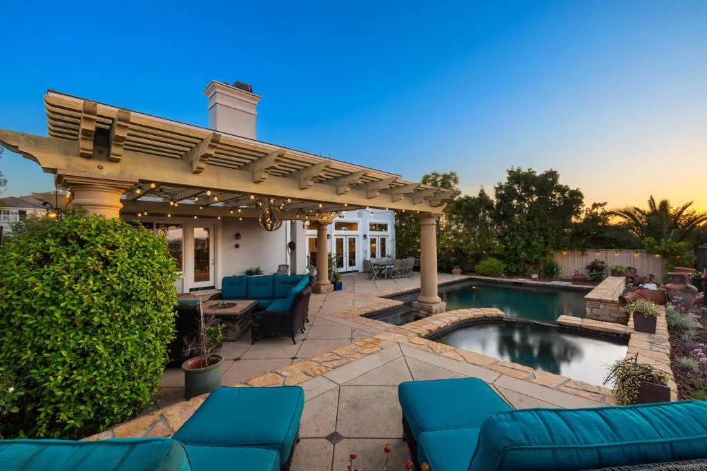 https://cdn.realtyfeed.com/cdn/127/306736530/899f2e7c3bde7ef9f3da04a661d1a598.webp